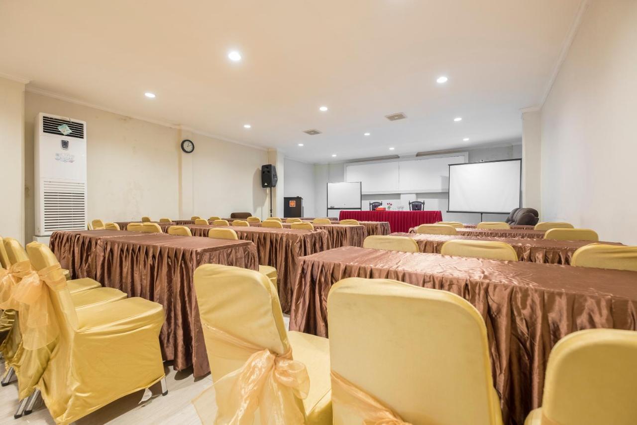 נקסר Collection O 91714 Hotel Alden מראה חיצוני תמונה